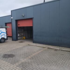 bedrijfsruimte-huur-leeuwarden-overheaddeur